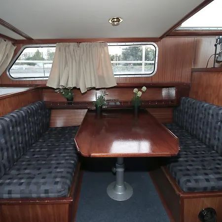 Carpe Diem Botel